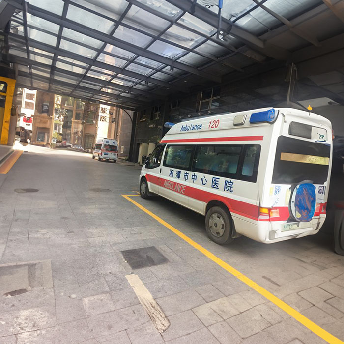 2023年河南郑州金水区出院回老家到驻马店市西平县私人救护车运送病人电话号码