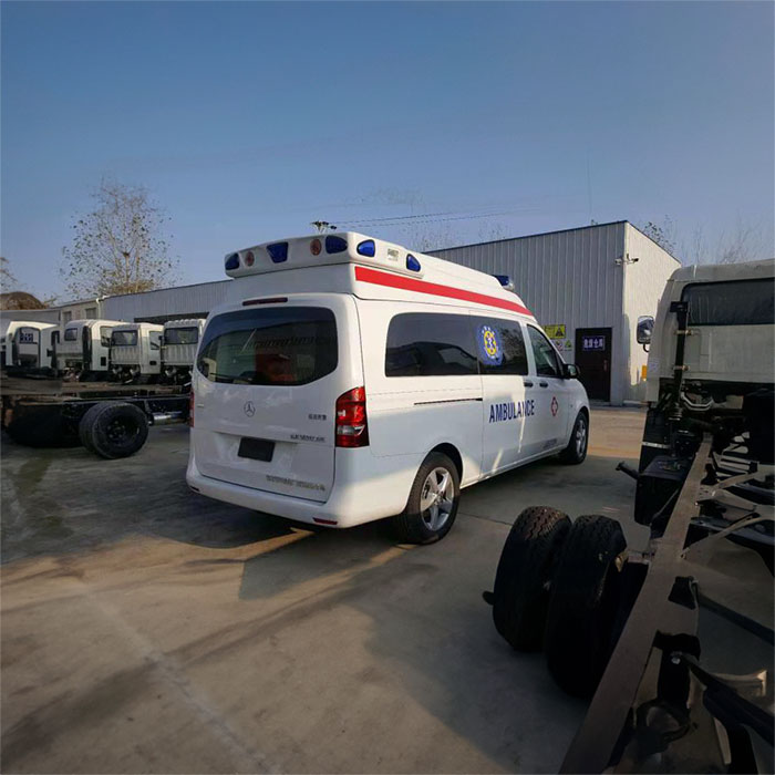 河南郑州市航空港哪里有救护车租赁到安阳市安阳县救护车收费标准的价格