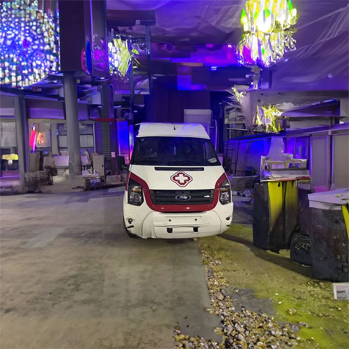 河南航空港预约私人救护车租赁到河南郑州同济医院 救护车出租要交多少钱