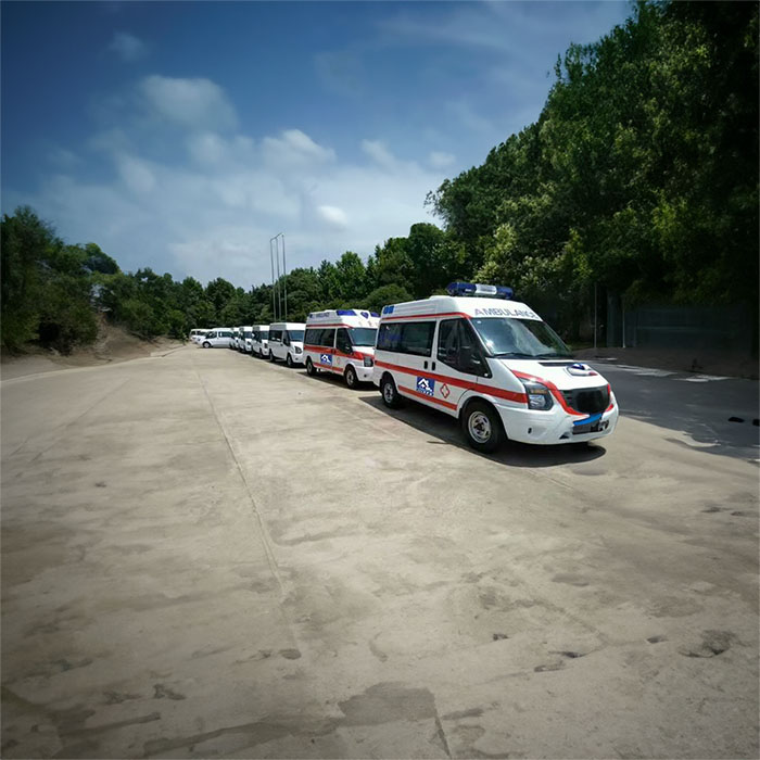郑州市长途救护车出租租赁到许昌市许昌县转运型救护车多少钱-救护车出租