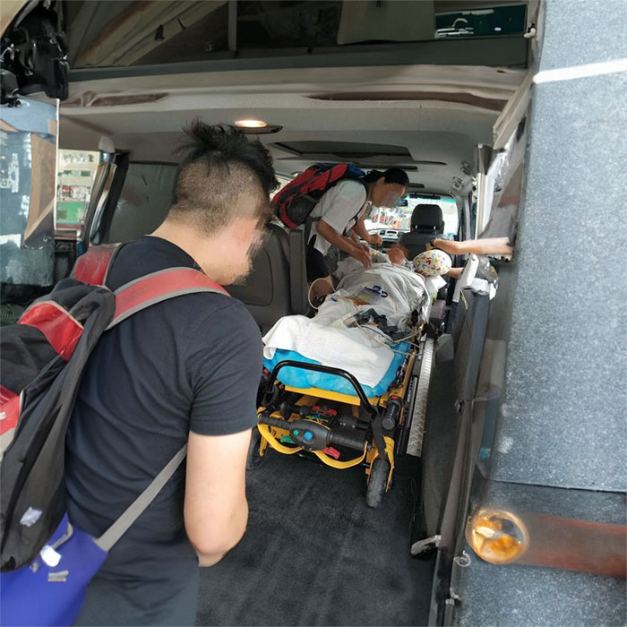 河南郑州市高新区救护车出租服务护送到平顶山市新华区长途跨省救护车转运-救护车出租