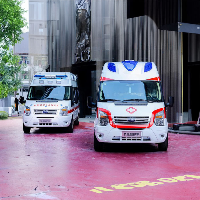 河南郑州新郑市正规救护车出租转院到焦作市山阳区120救护车出租