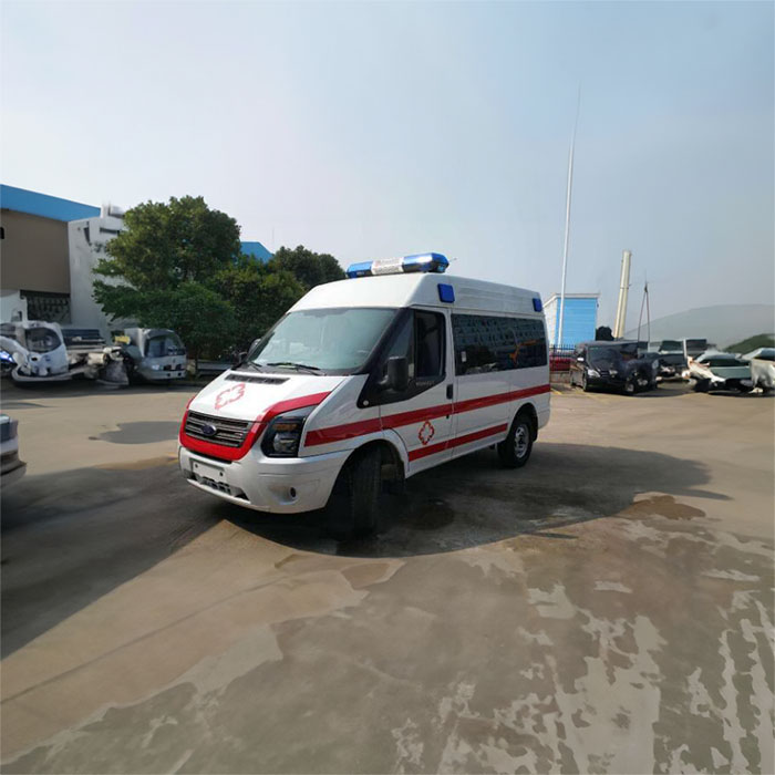 河南郑州市金水区救护车出租转运到新乡市卫滨区救护车异地转运-救护车出租