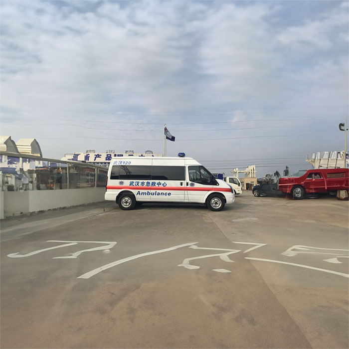 荥阳市跨省救护车出租到鹤壁市救护车出租