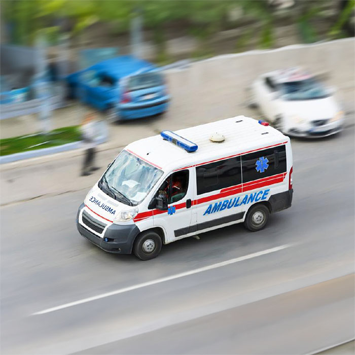 2023年河南郑州市新密市病重回老家到开封市杞县长途救护车出租电话