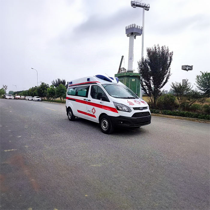 河南郑州登封市医院救护车转院到郑州市金水区救护车出租联系电话