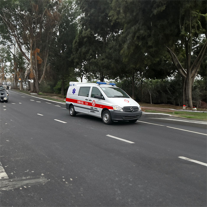 郑州周边租赁私人救护车转运到河南南阳市中心医院 长途救护车出租有哪些公司