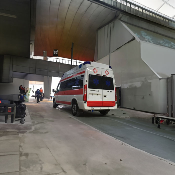 郑州新密市哪里有救护车出租到平顶山市湛河区救护车出租