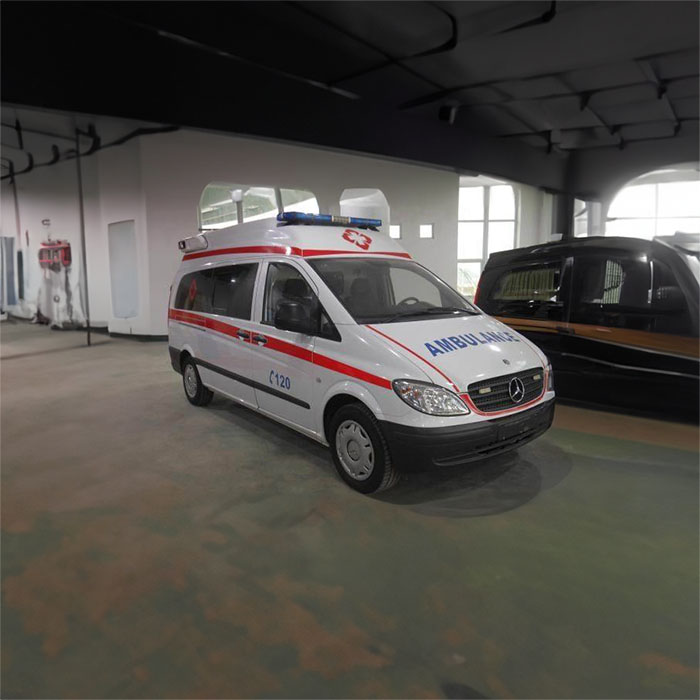 上街区租赁正规救护车到河南省信阳地区人民医院 救护车长途出租多少钱一公里