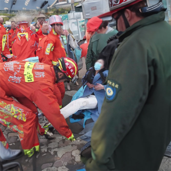 河南郑州市巩义市正规救护车到南阳市唐河县跨省救护车电话