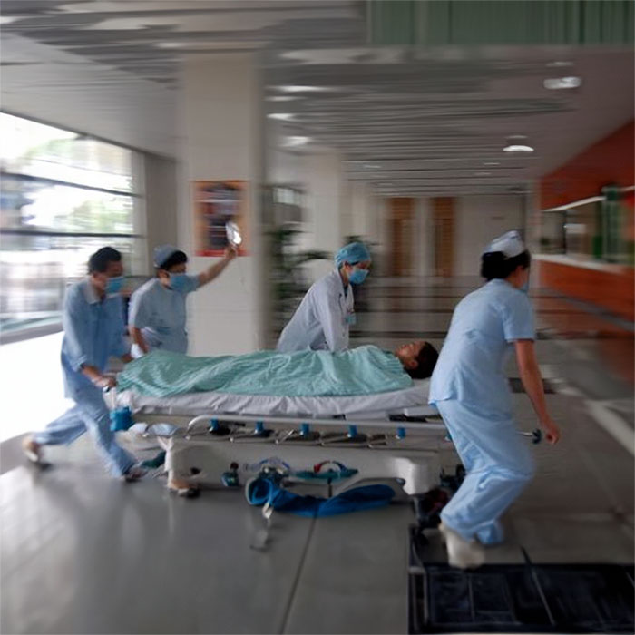 河南郑州高新区医院救护车转院到南阳市999救护车租赁