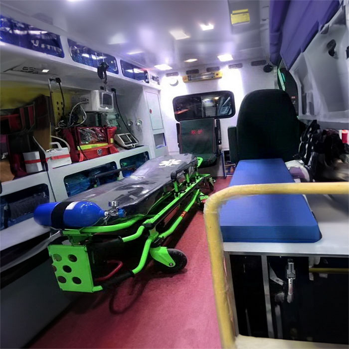 河南郑州新郑市私人救护车出租到中国第四六O医院 救护车出租价格多少