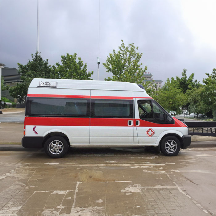 河南郑州上街预约私人救护车租赁到洛阳医学高等专科学校附属医院 哪里有私人救护车出租