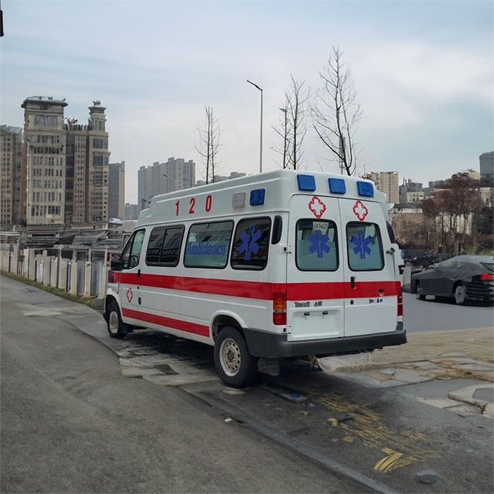 郑州中牟租用私人救护车到河南省河南中医学院附属医院 救护车出租电话哪里有