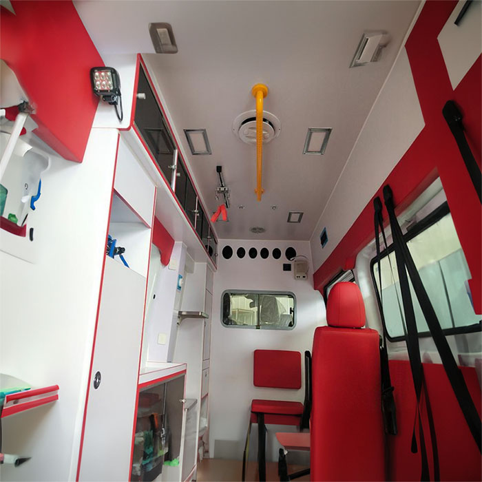 河南郑州金水租救护车到河南省信阳市中心医院 医院救护车叫一次多少钱 出租公司