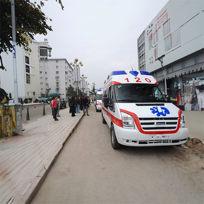 河南郑州市新密市救护车出租到河南新乡市人民医院 救护车出租 电话是多少