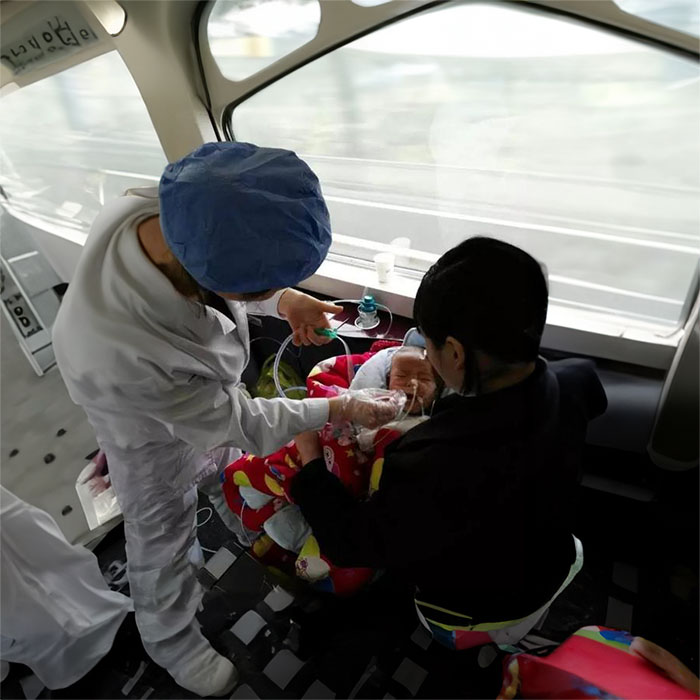 新郑预约私人救护车租赁到河南中原油田总医院 跨省120救护车出租多少钱