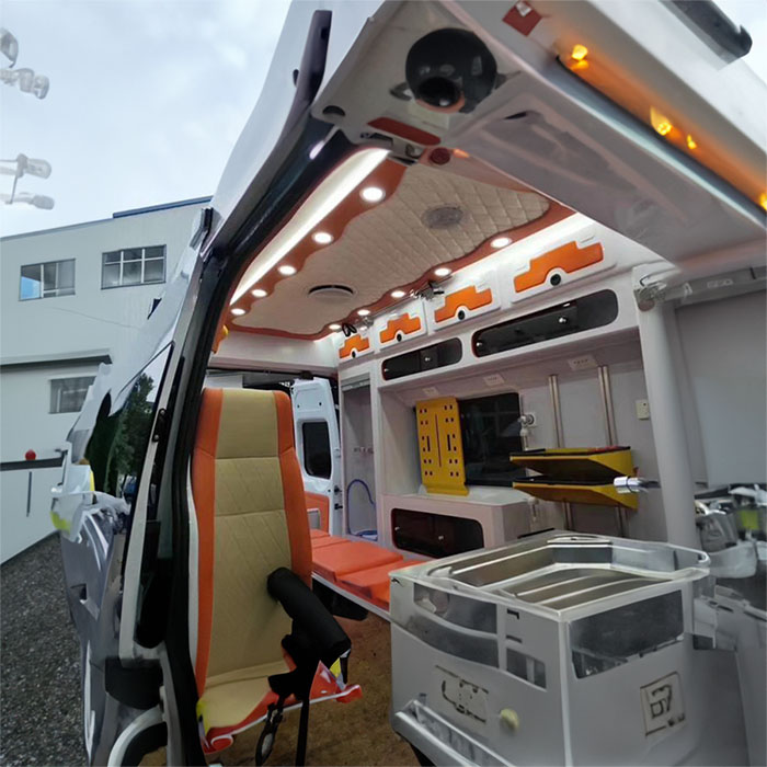 河南郑州中原区租私人救护车到河南洛阳正骨医院 救护车出租多少钱