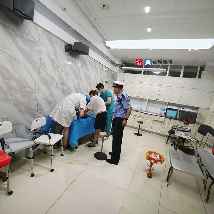 河南郑州郑东新区私人救护车出租到信阳市中医院 救护车出租多少钱