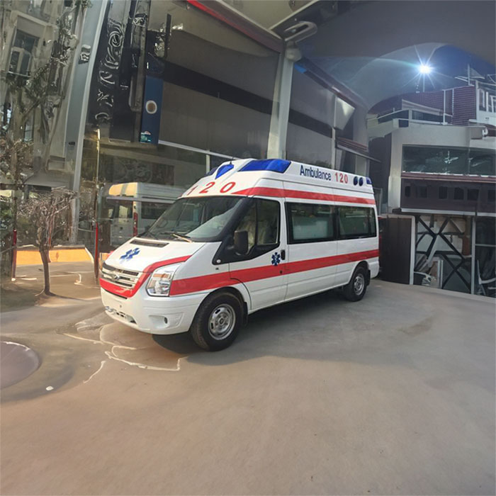 河南郑州经开区租用私人救护车到河南周口地区人民医院 120救护车出租费多少钱