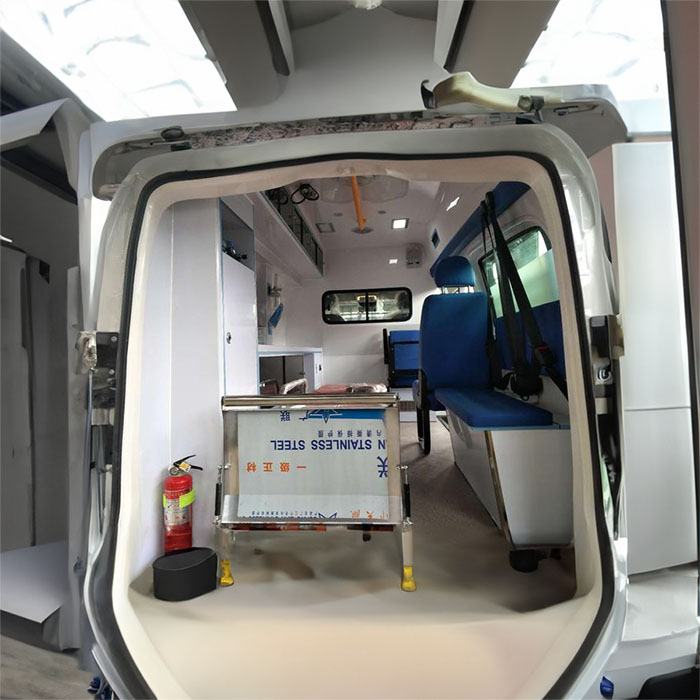 上街预约私人救护车转运到河南信阳地区中医院 救护车出租公司哪个靠谱