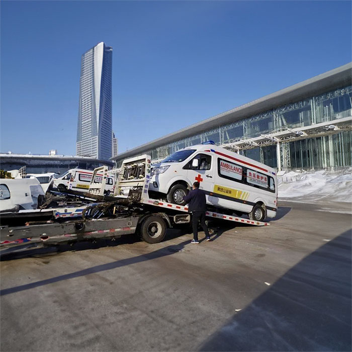 郑州新郑私人救护车出租到河南省河南省妇幼保健院 救护车出租一般多少钱租赁
