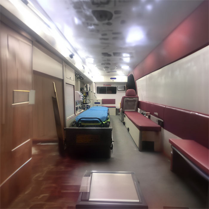 河南郑州市新密市租用私人救护车护送到河南河南省精神病医院 救护车出租需要多少钱