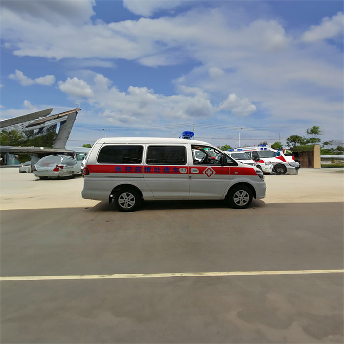 郑州中原区租赁正规救护车到河南省信阳市中心医院 救护车出租租车多少钱