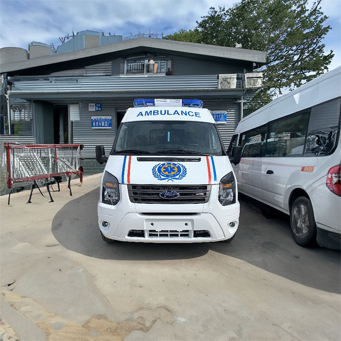 郑州周边租私人救护车到河南洛阳市第二中医院 救护车出租 电话是多少钱