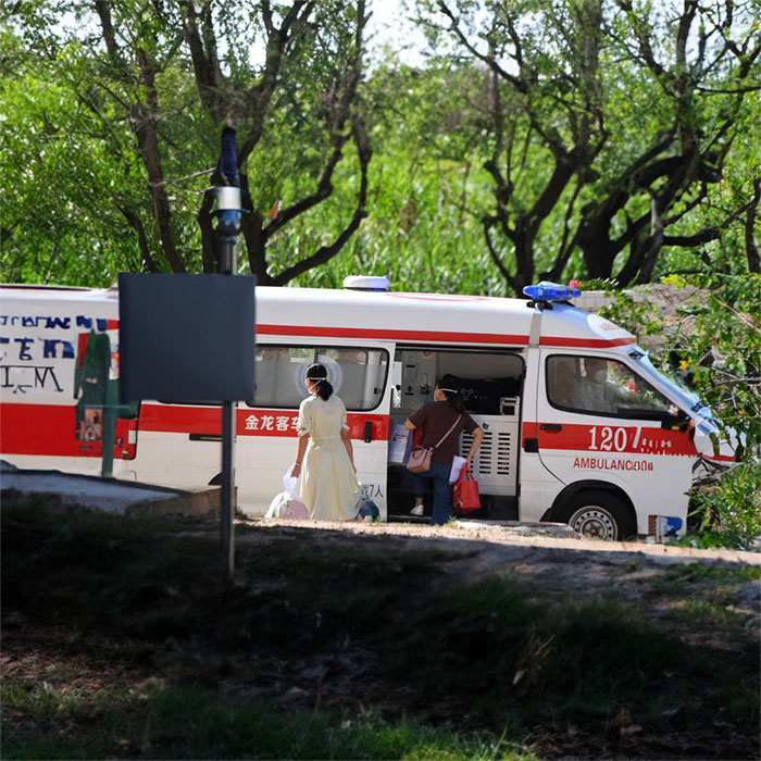 河南郑州市上街区租用私人救护车护送到河南武警河南省总队医院 救护车哪里有出租