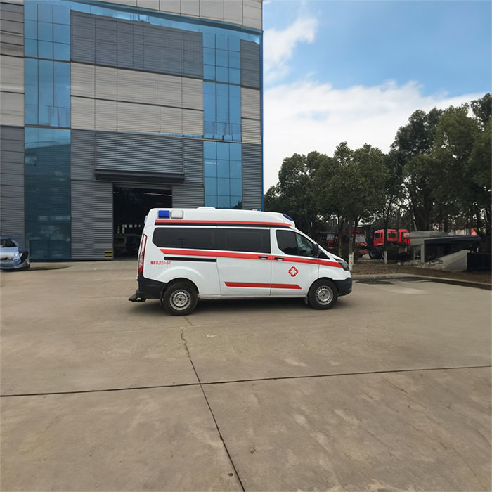 河南郑州高新区跨省救护车护送到驻马店市平舆县救护车长途转运价格