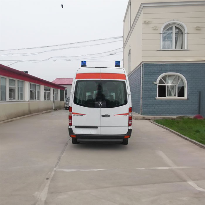 河南郑州市高新区救护车出租到河南省河南中医学院第二附属医院 私人救护车出租怎么样