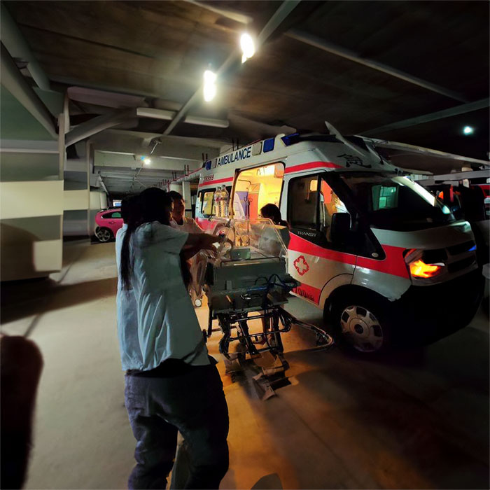 郑州本地租赁救护车到周口市扶沟县120救护车出租