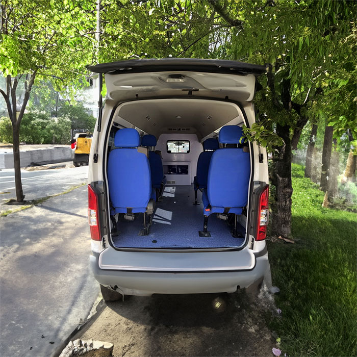 郑州中原区救护车出租服务护送到开封市尉氏县租赁长途救护车