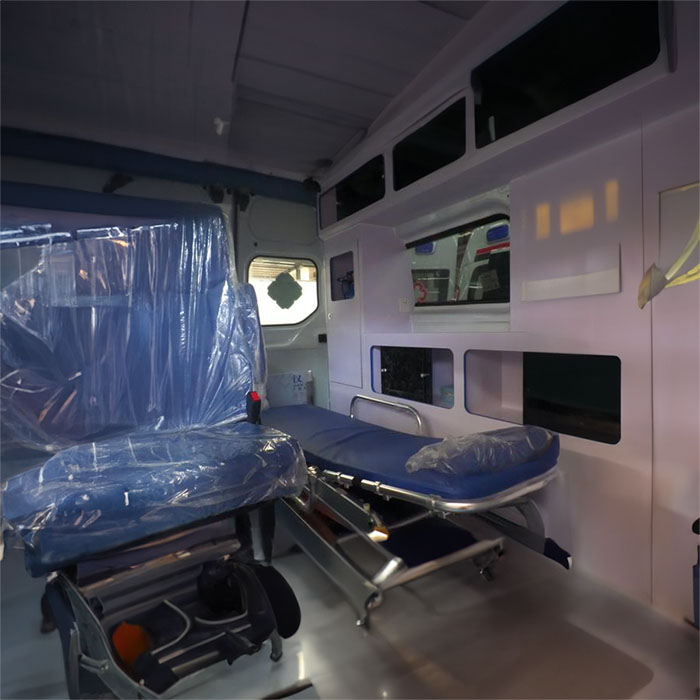 金水医院救护车护送到洛阳市伊川县私人救护车出租公司