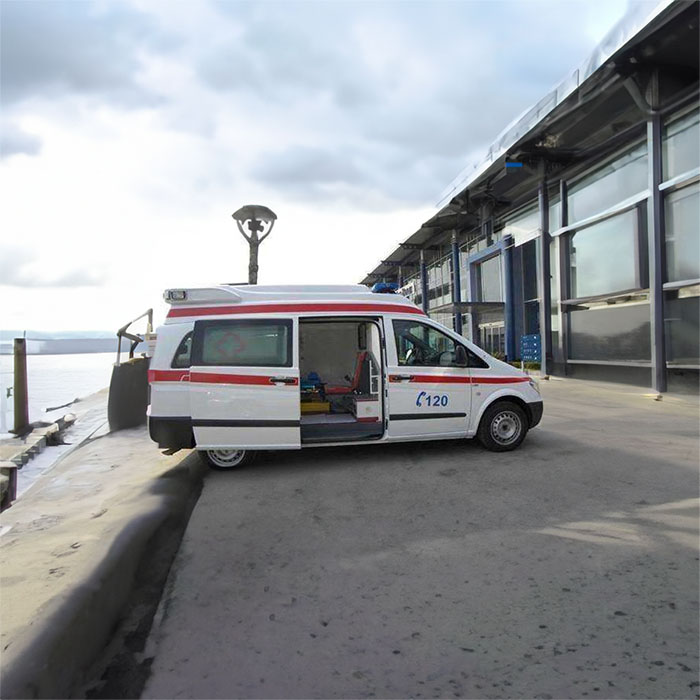 郑州周边租120私人急救车到河南省信阳地区人民医院 救护车出租租赁多少钱