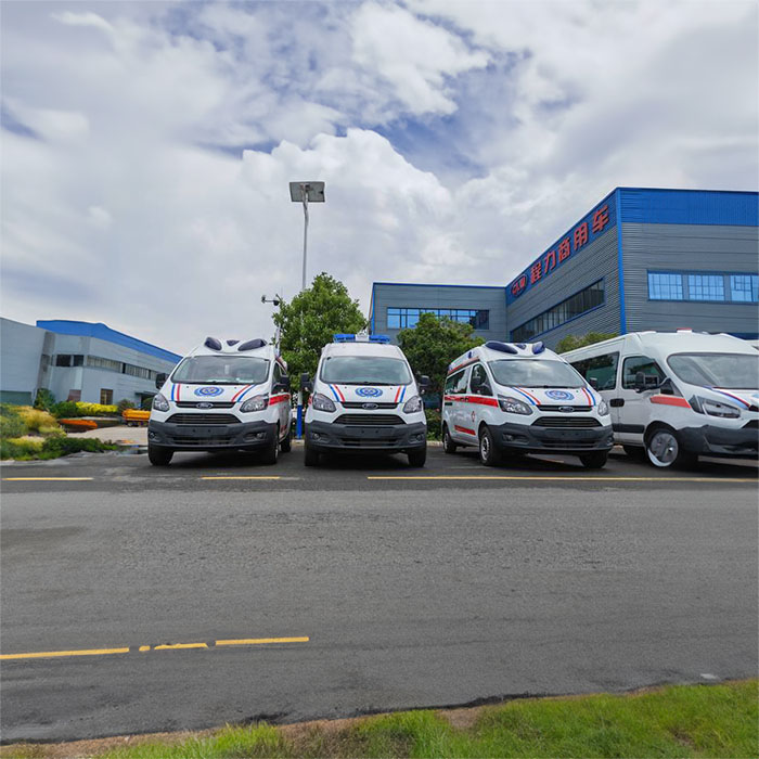 河南上街区租救护车到河南开封光大医院 救护车出租费用多少