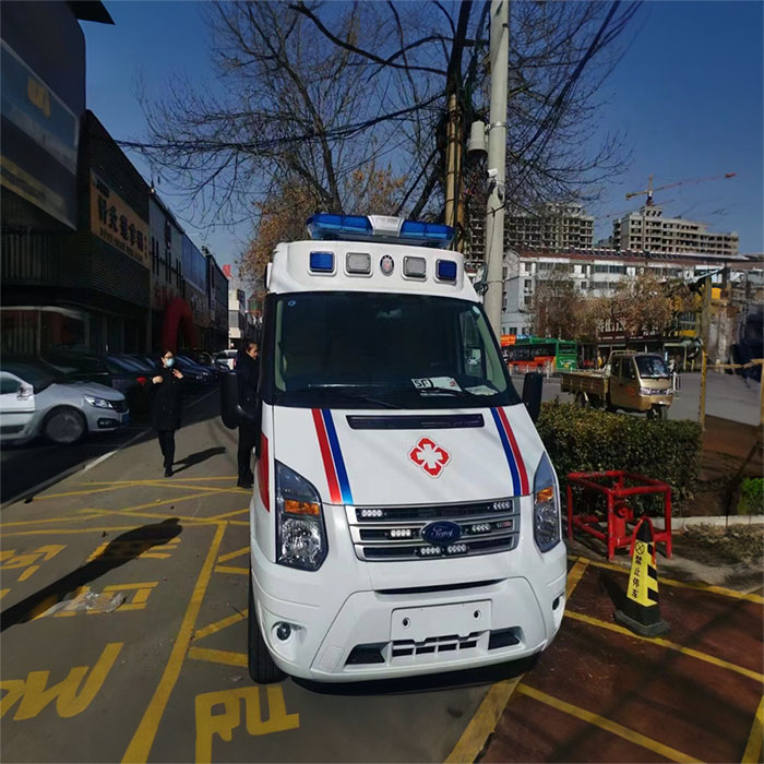 郑州新密市120救护车出租到漯河市临颍县私人救护车运送病人电话