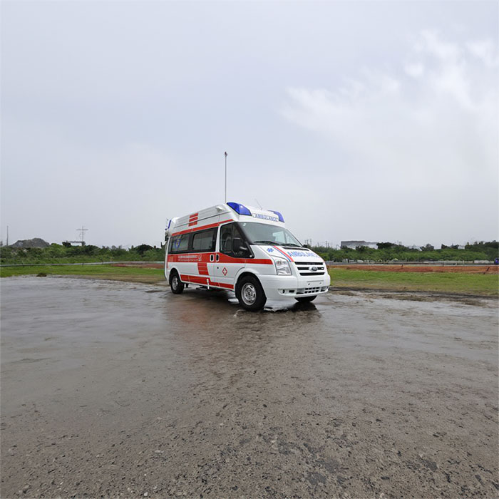 河南郑州管城区私人救护车租赁到河南河南省三院 救护车出租 多少钱一辆