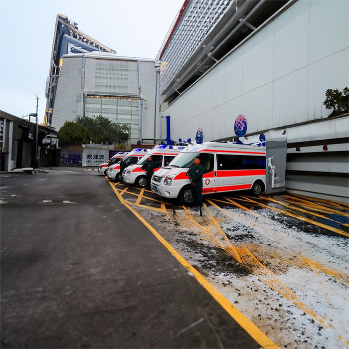 河南郑州市金水区租赁救护车转运到三门峡市义马市私人救护车电话号码